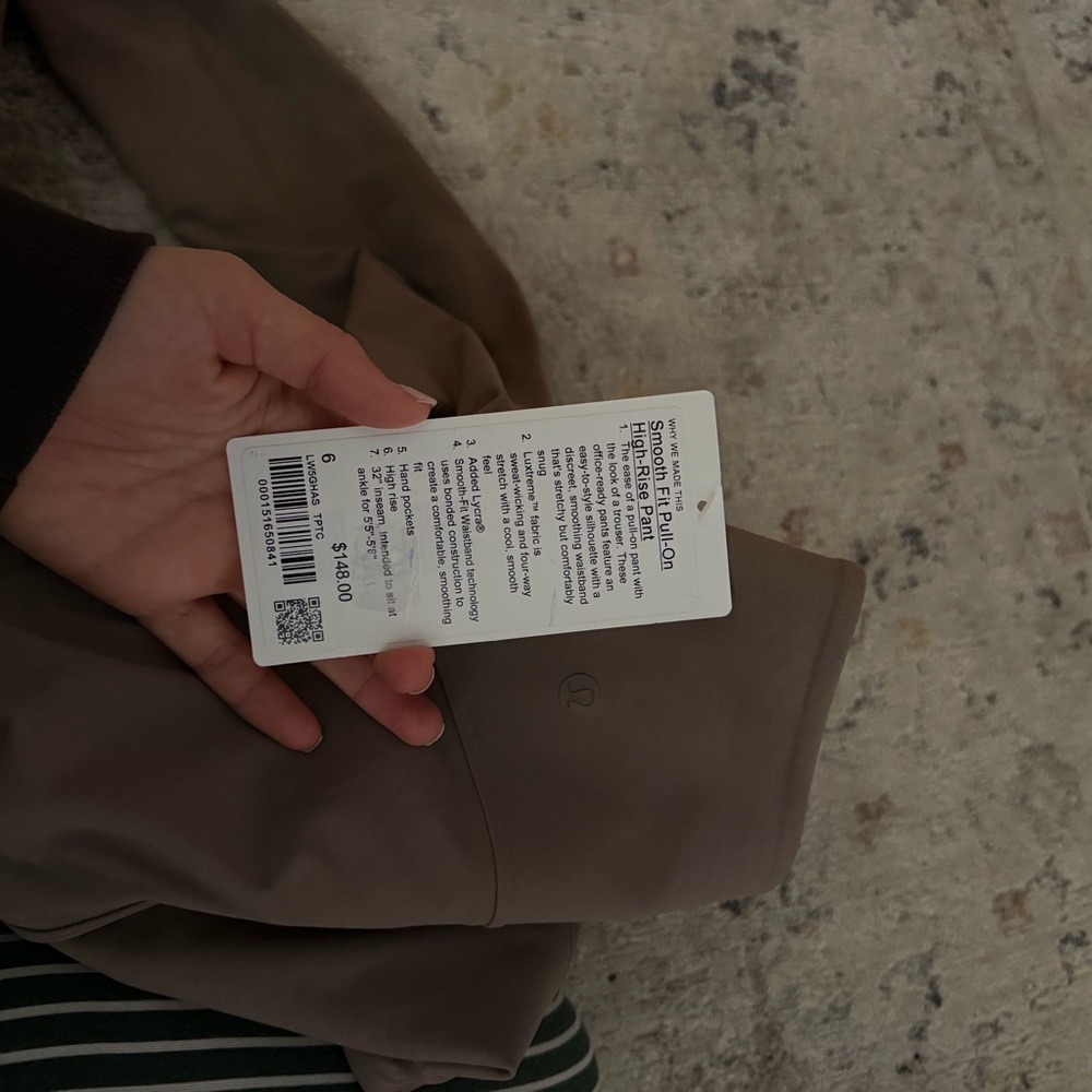 Lululemon Athletica Tan pants